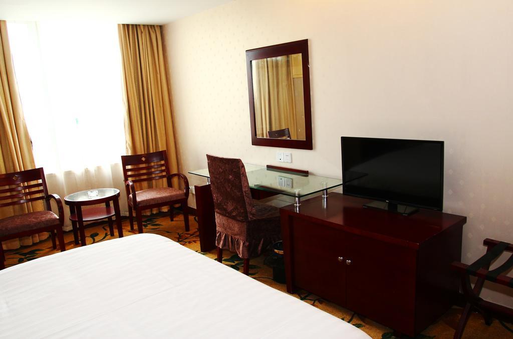 Wanyue Shijia Hotel Suzhou  Room photo